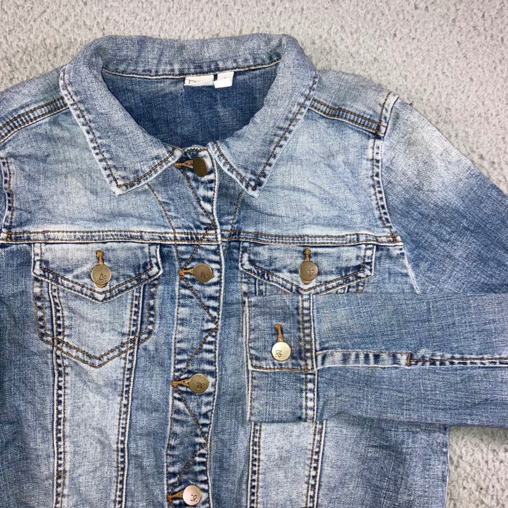 BP Denim Jacket Women Medium Cropped Button Front Cotton Western Outdoor
